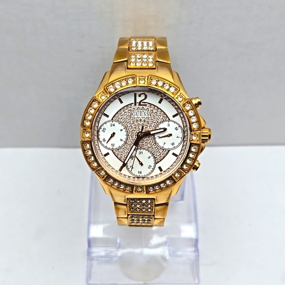Womens Guess U1071L3 Chronograph Crystals Rose Gold New Battery